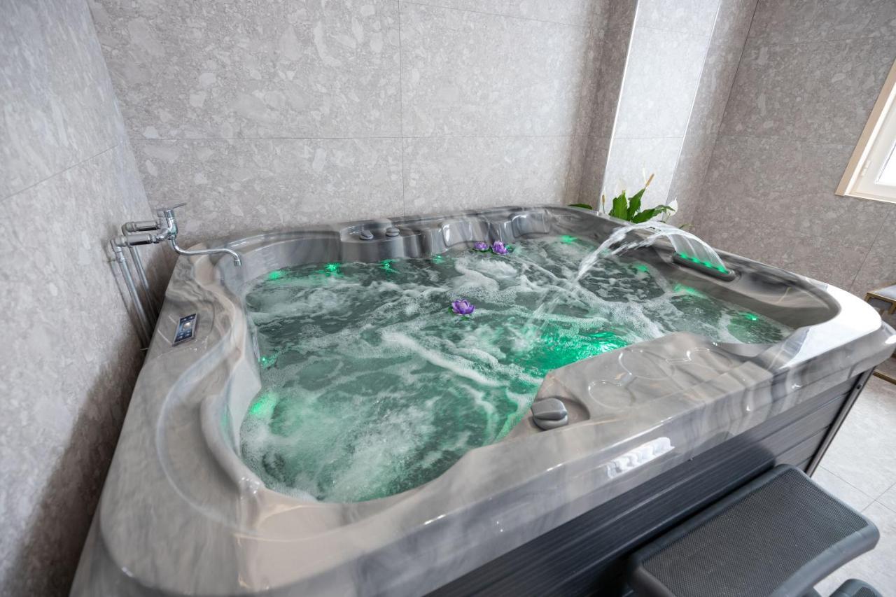 Compas Boutique Hotel Голем Экстерьер фото